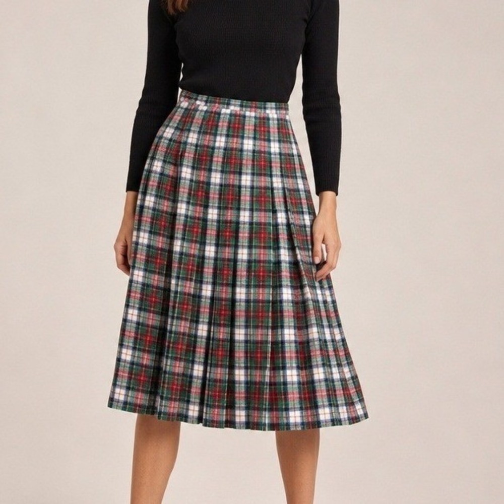 Vintage Pendleton Women's Pleated Skirt 4P Tartan Red Plaid Virgin Wool USA Made